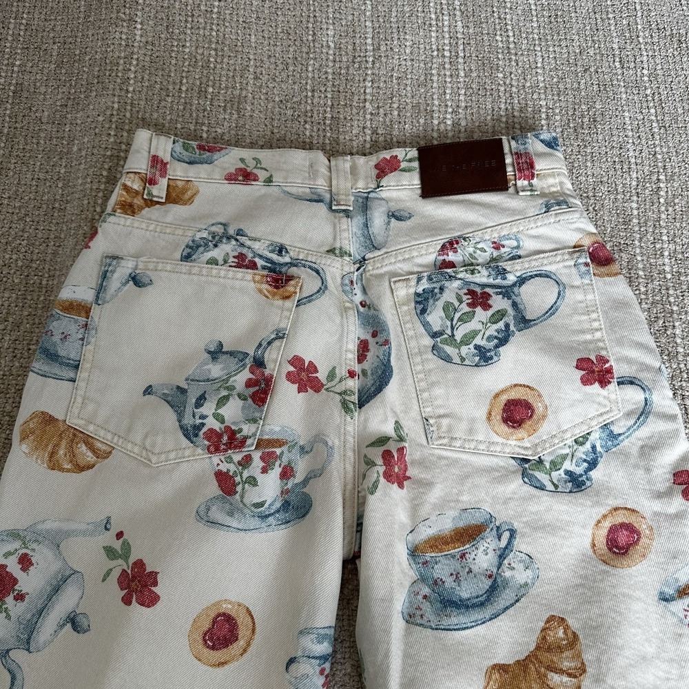 Free People Eden Brunch Jeans Size 26 Printed Barrel Teapot Croissant Sold Out - Picture 8 of 15